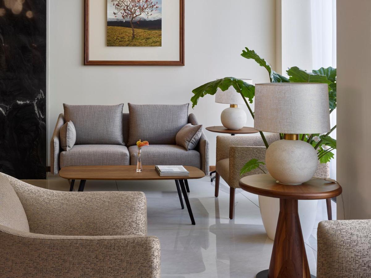 Est Grand Hotel Savoy 부다페스트 외부 사진